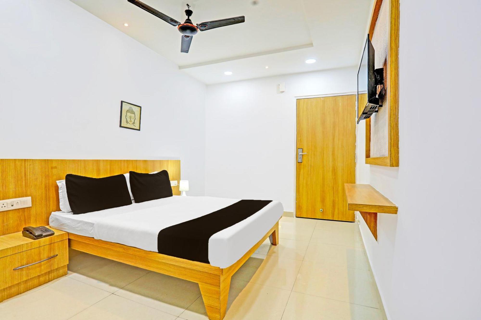Super Hotel O Raipur Экстерьер фото
