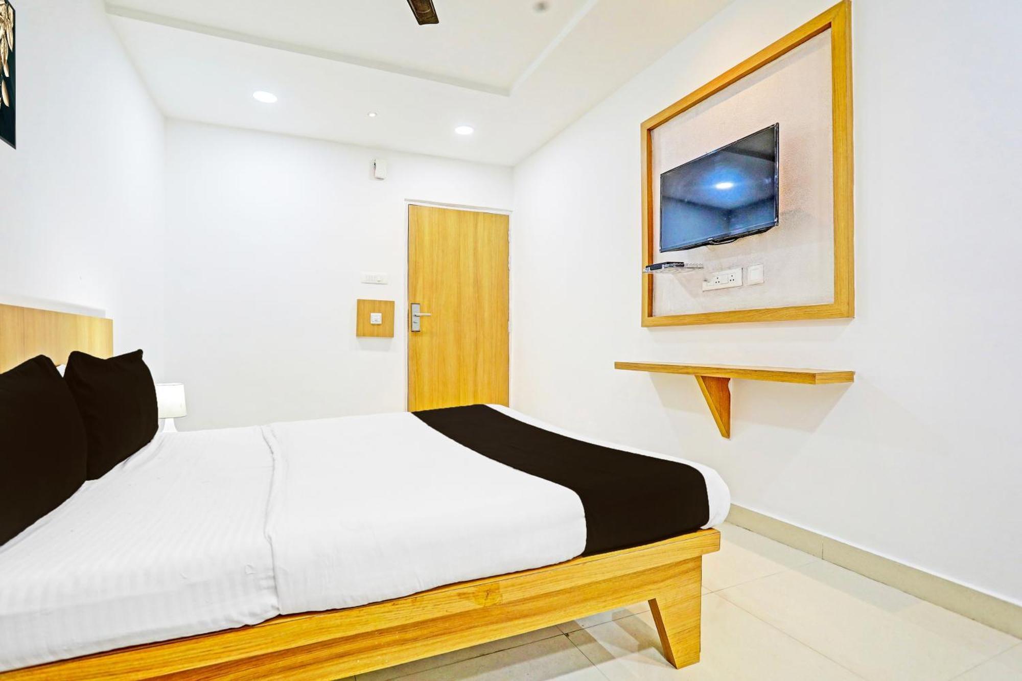 Super Hotel O Raipur Экстерьер фото